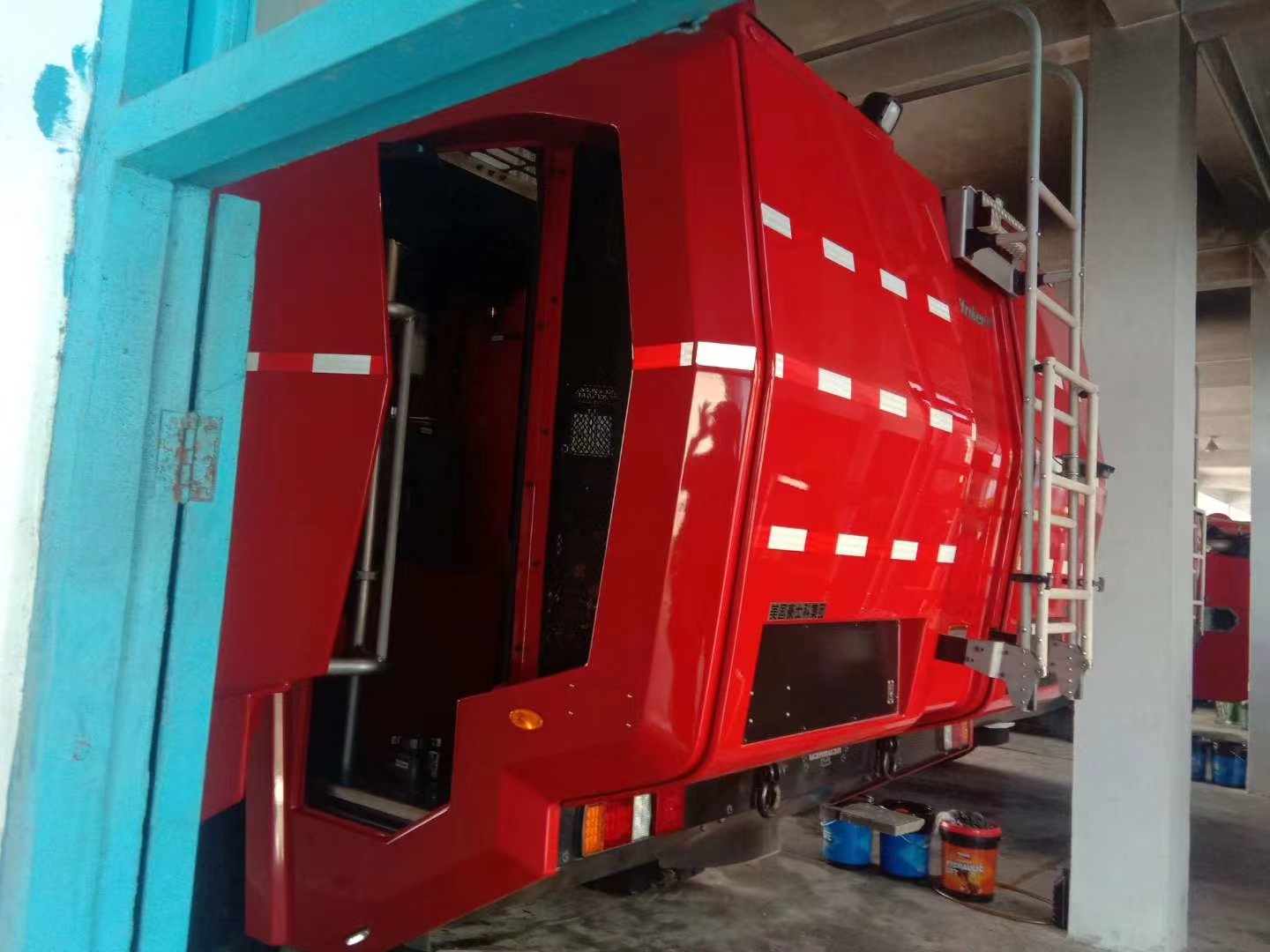 消防水带正确的使用方法？